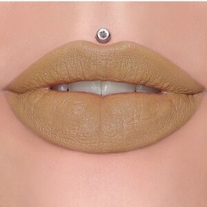 Jeffree Star Velvet Trap Lipstick -Unphazed